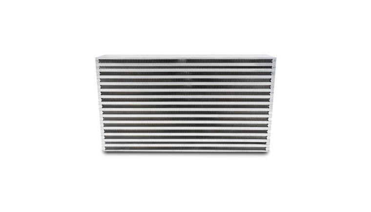 Noyau d'intercooler, 17,75" de largeur x 9,85" de hauteur x 3,5" d'épaisseur.